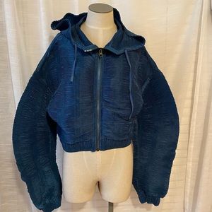 ALO Yoga Dynamic Jacket in Legion Blue, size small